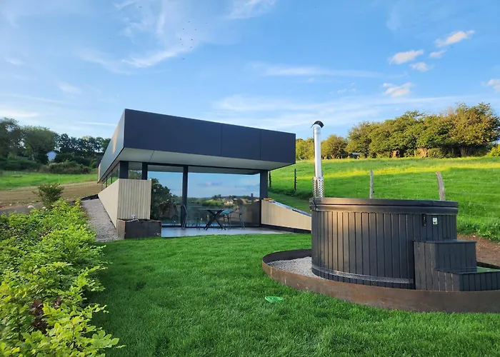 323 Hébergement de vacances