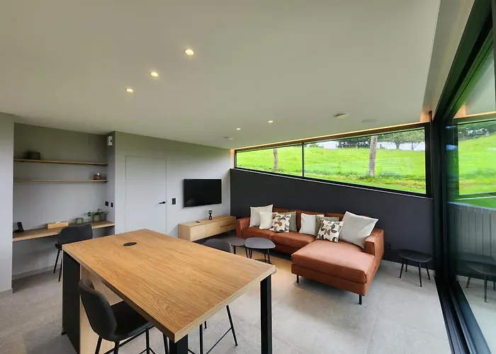 323 Hébergement de vacances